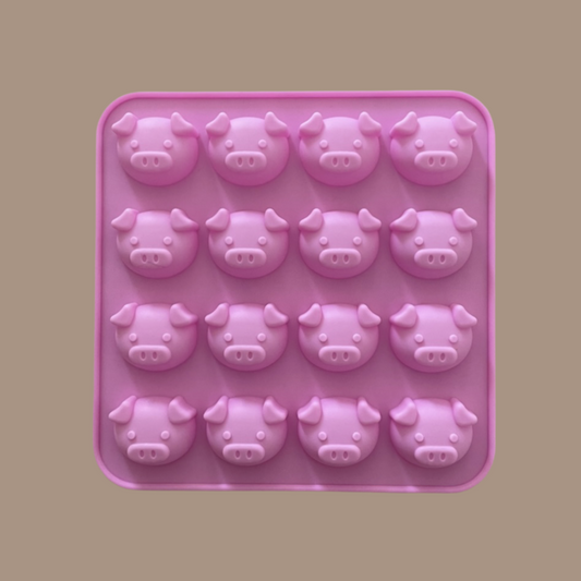Twelve Little Piggies Mould